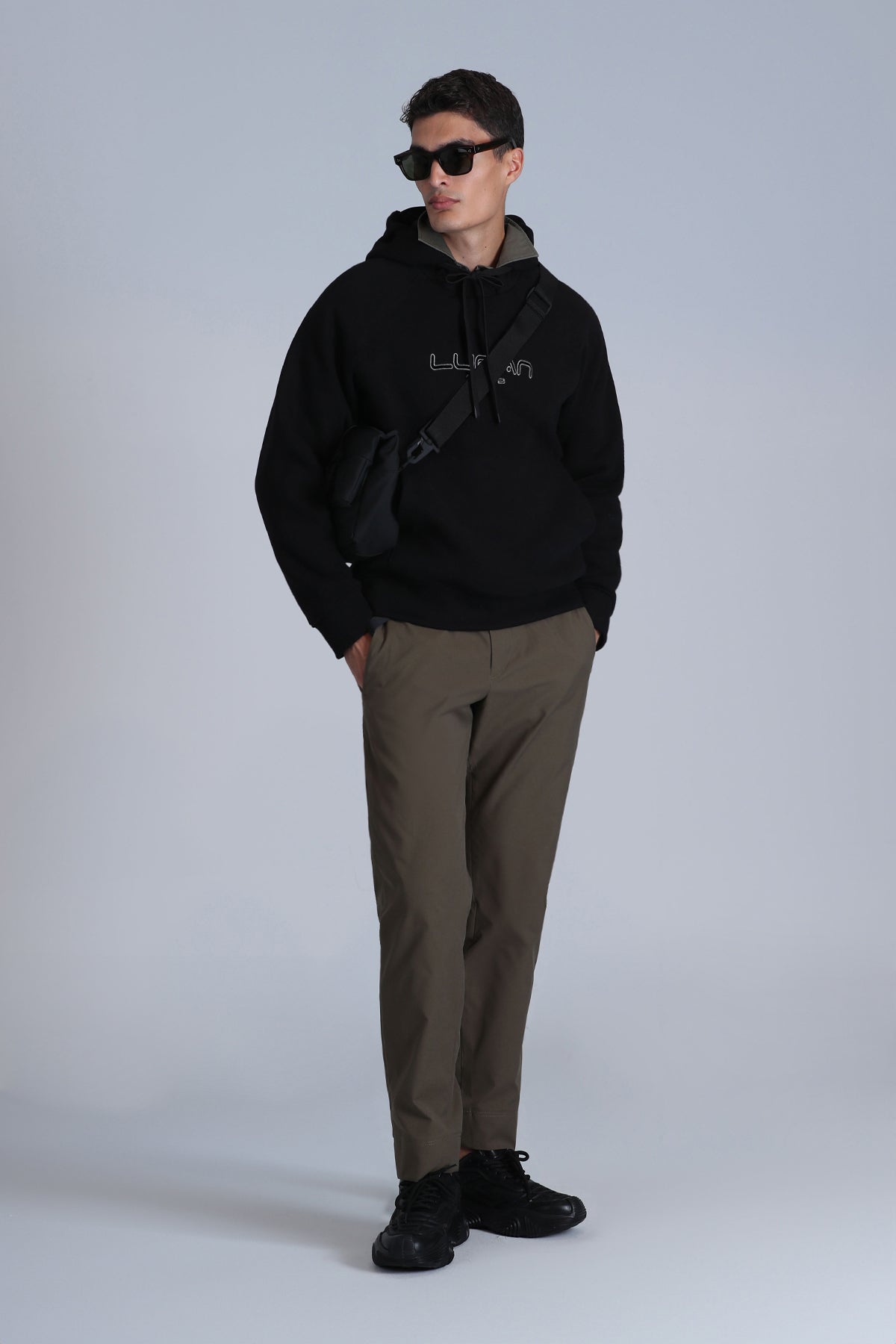 SWEAT SHIRT
