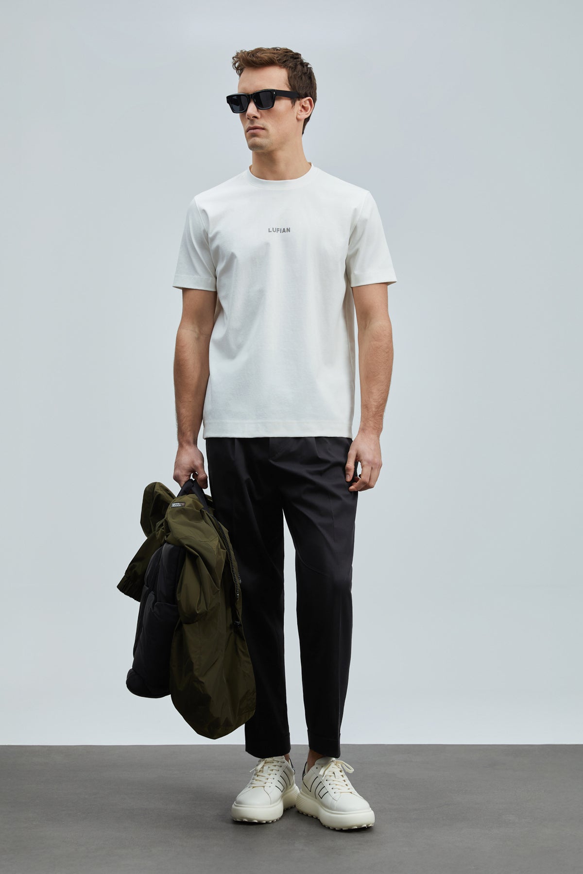 T-SHIRT