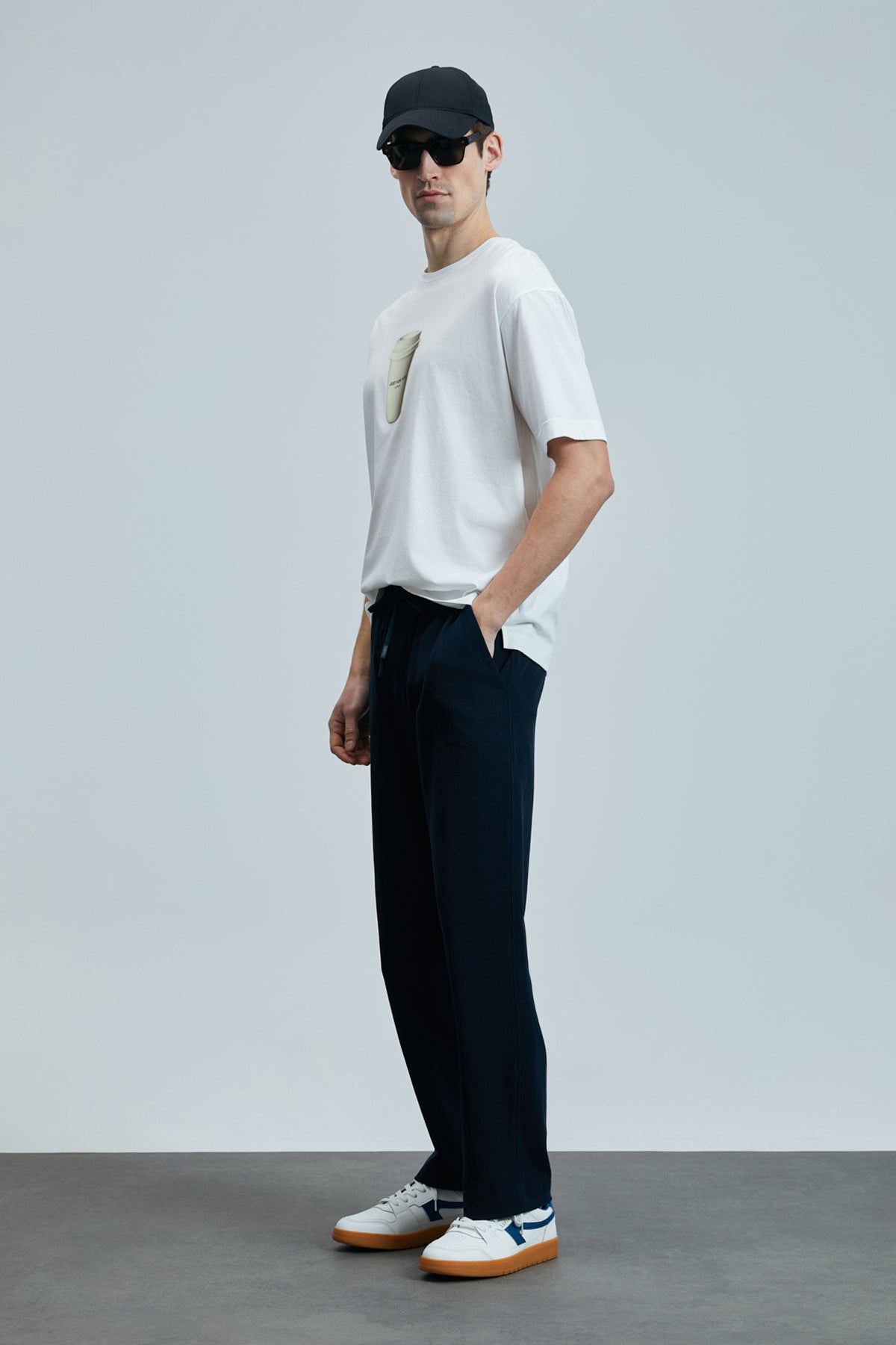 T-SHIRT