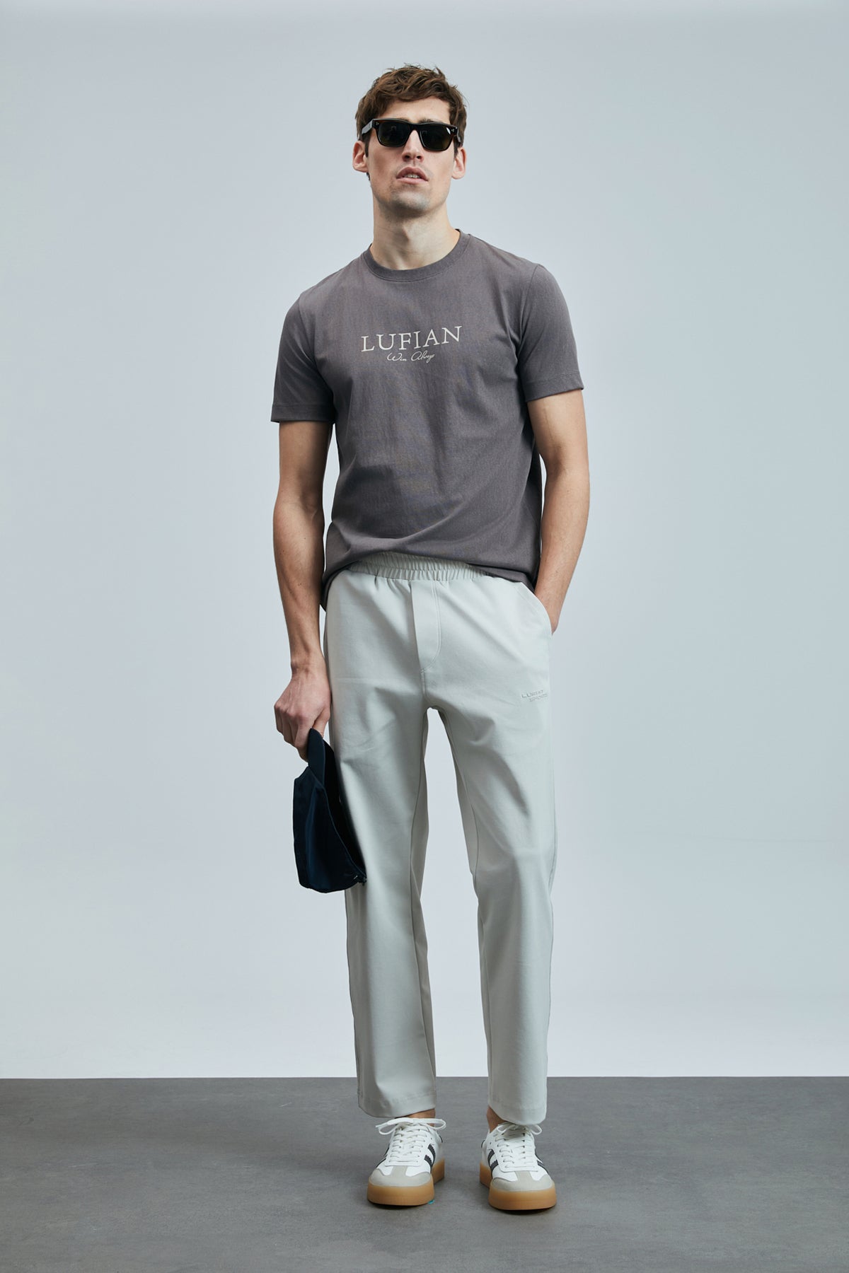 SWEATPANTS