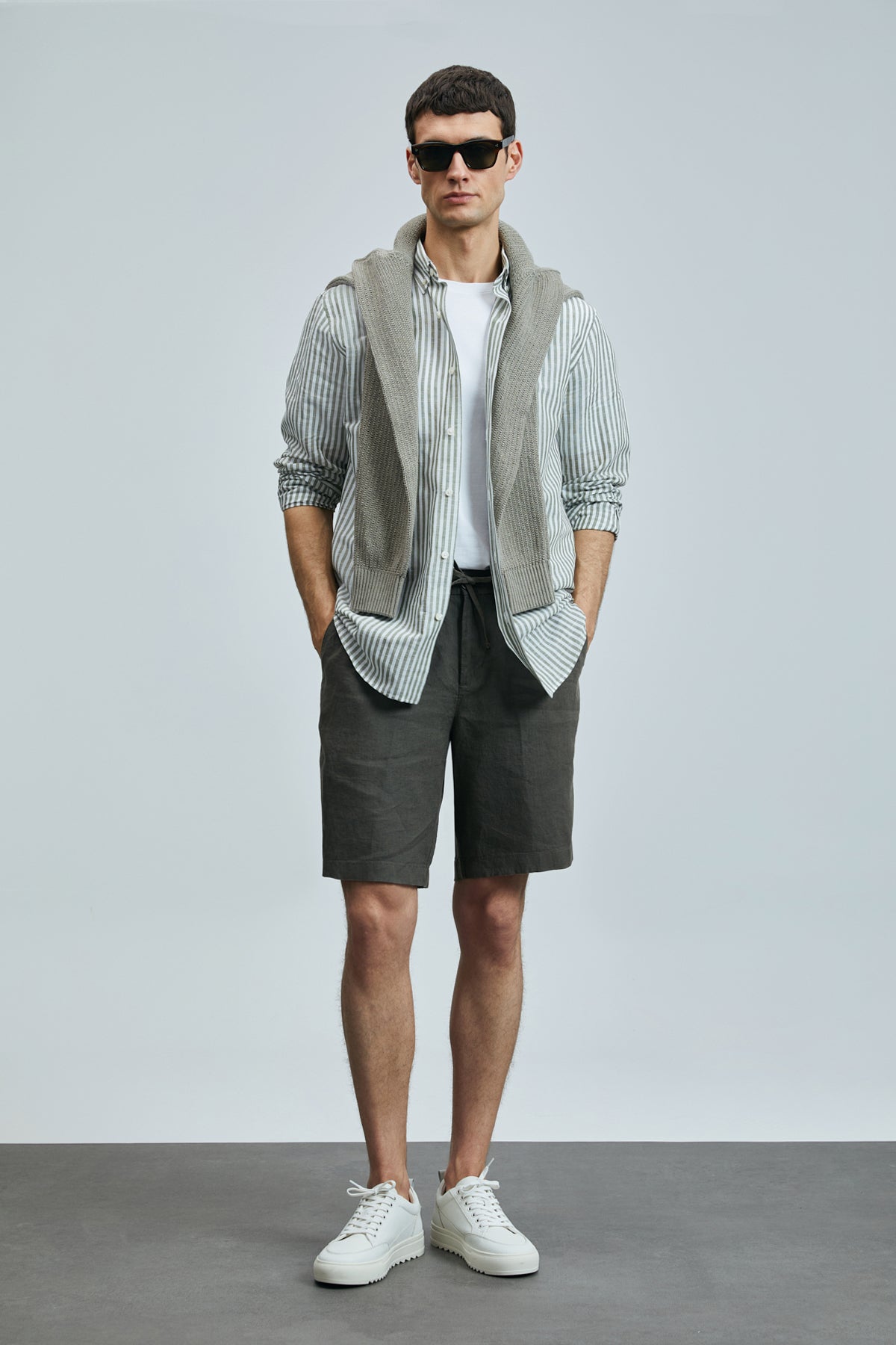 SWEATSHORTS