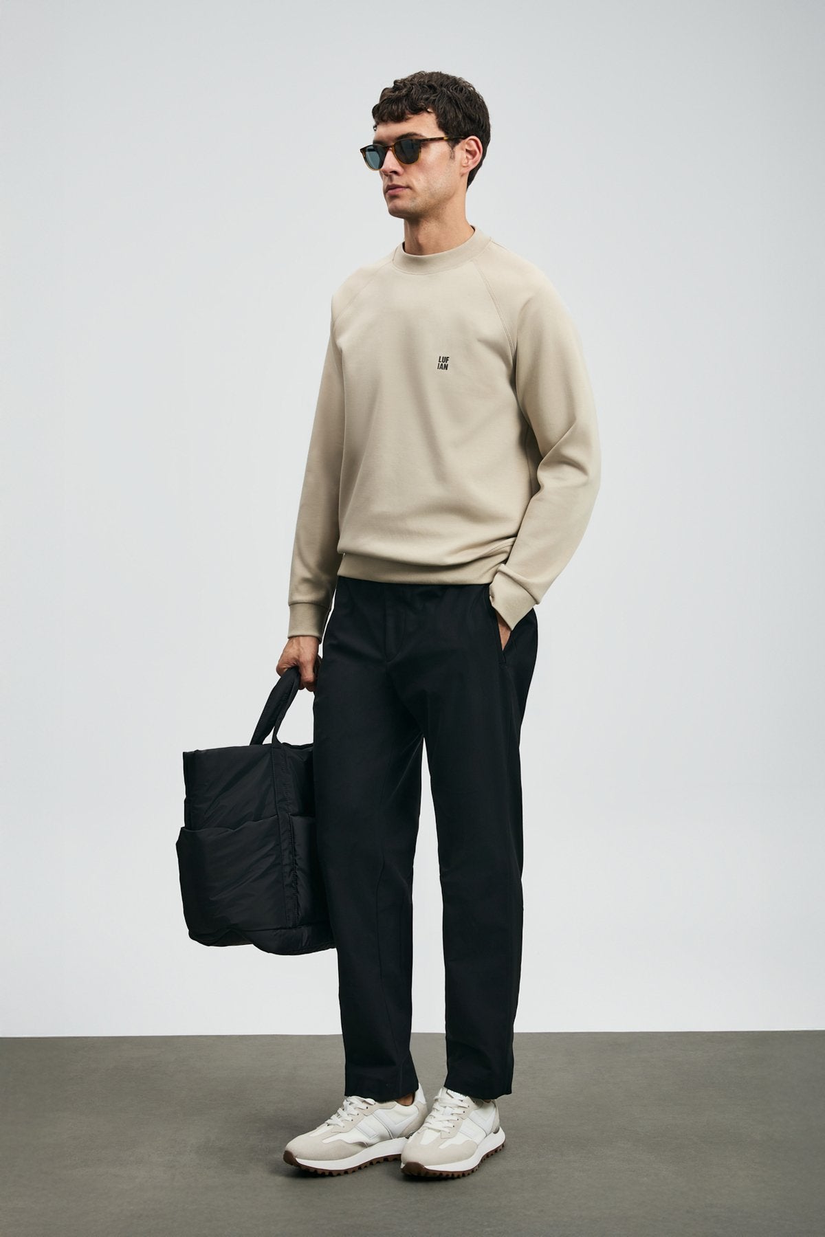 SWEAT SHIRT