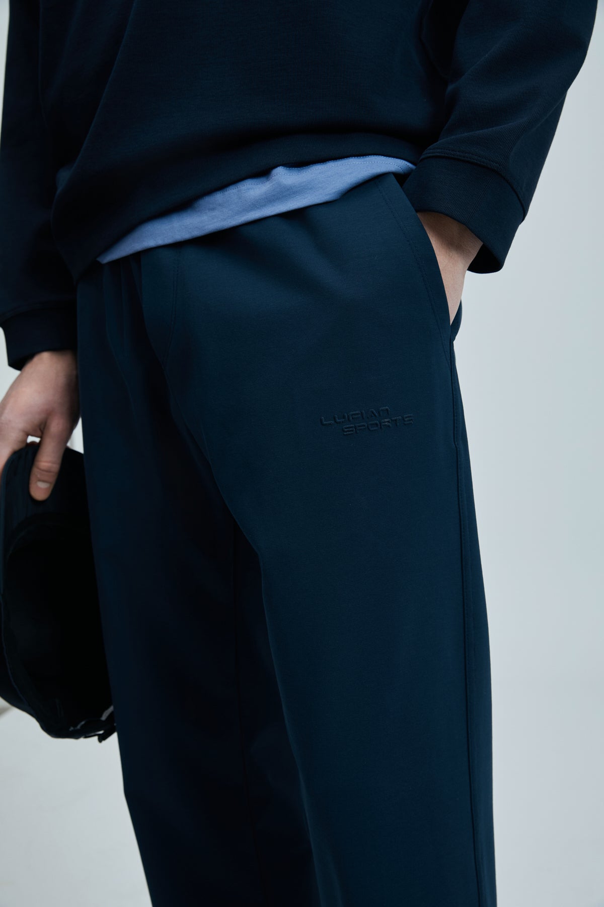 SWEATPANTS